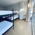 Albergue Internacional *