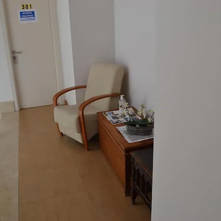 Albergue Internacional *