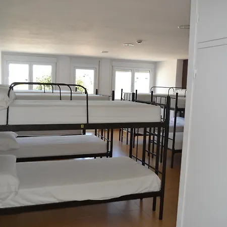 Albergue Internacional *