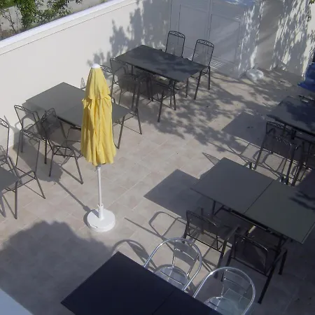 Albergue Internacional Hostel Sarria