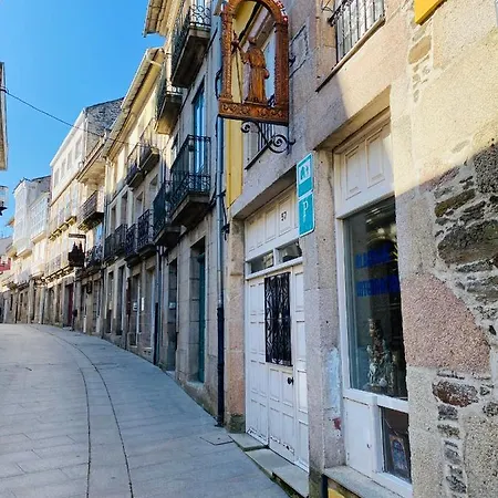 Hostel Albergue Internacional *