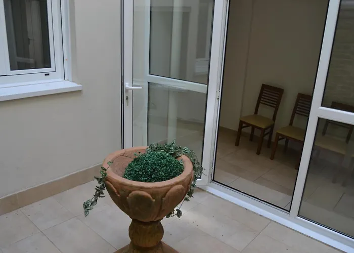 Hostel Albergue Internacional *