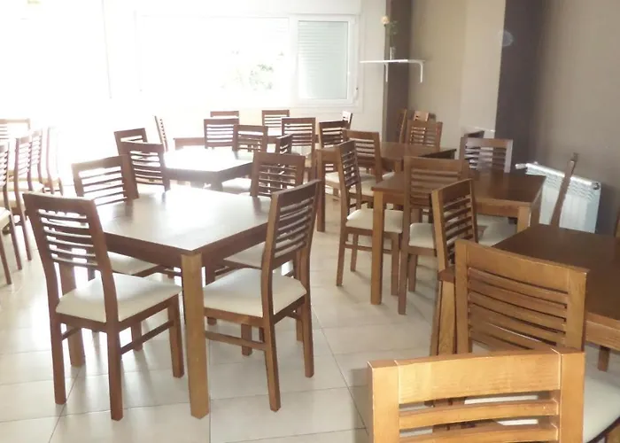 Albergue Internacional Hostel *